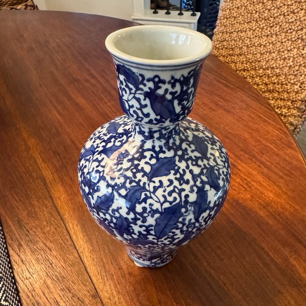 Canton Collection Blue and White Porcelain Vase - Picture 2 of 7